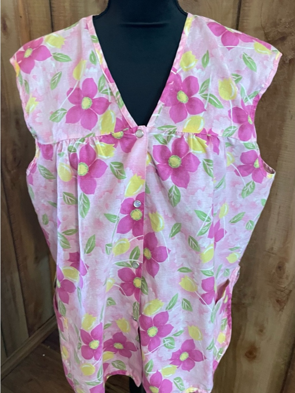 Vintage Moon Dance Pink Floral Sleeveless V-Neck Blouse